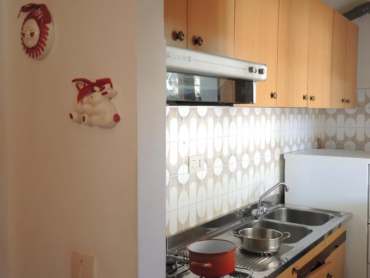 公寓 Condominio Ulisse 比比翁